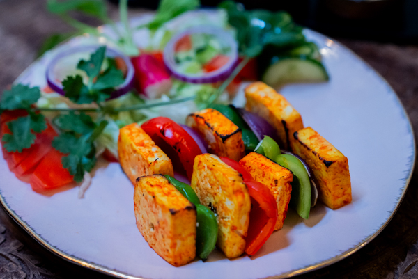 Paneer Tikka, plat de cuisine indienne à emporter du Kashmir Café à Montreuil